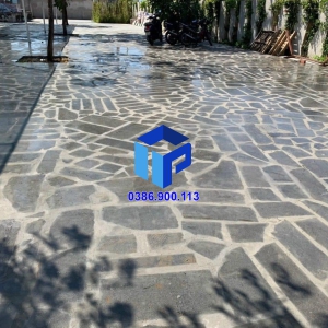 Đá rối tổ ong xám lát sân