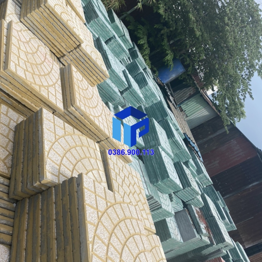 Gạch Lát Vỉa Hè 40x40 Terrazzo Cánh Quạt Vàng