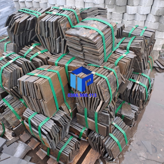 đá chẻ vàng 10x20