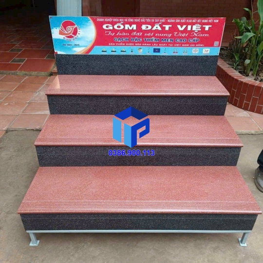 Gạch bậc tam cấp đất việt