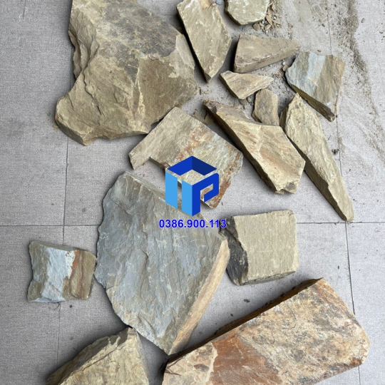 ĐÁ RỐI CHẺ BAO VÀNG RỈ SÉT