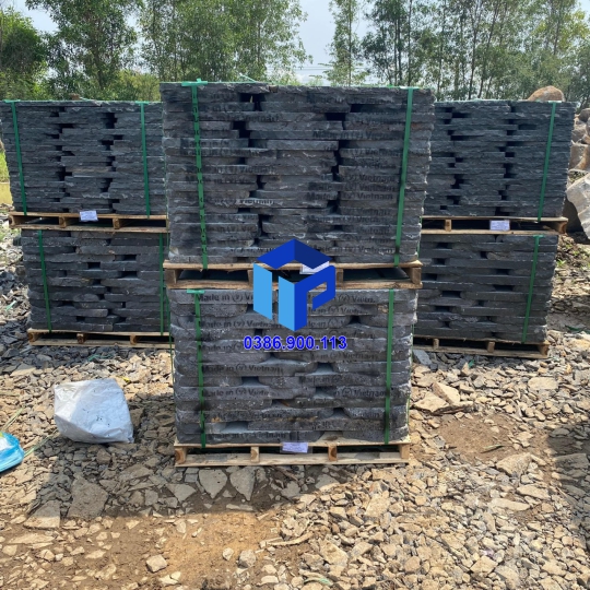 ĐÁ THỚT BƯỚC DẬM TỔ ONG XÁM dầy 3-5 phân