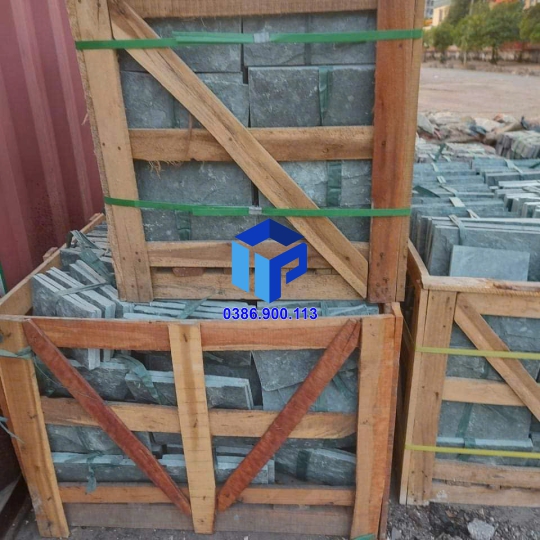 Đá bóc xanh rêu 10x20 trang trí